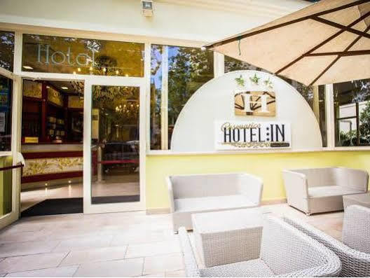 צ'סנטיקו Hotel In מראה חיצוני תמונה